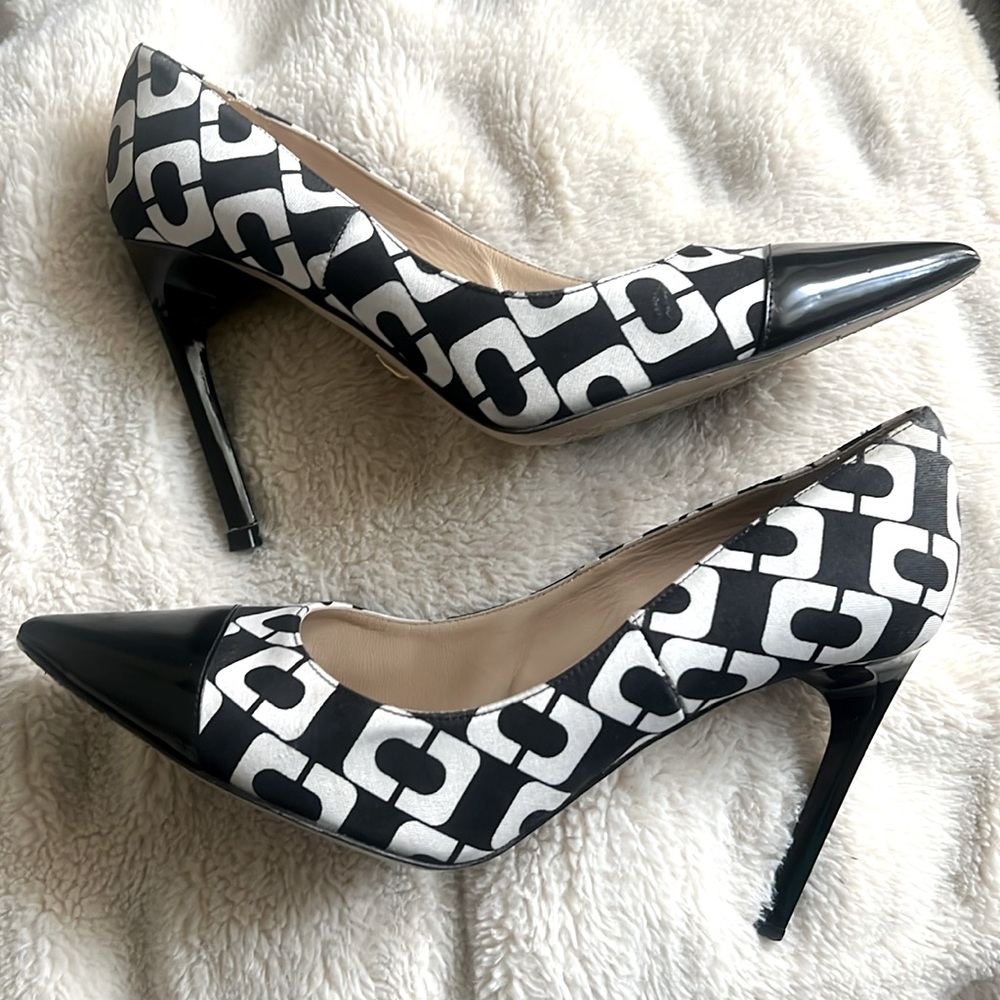 Diane Von Furstenberg Black White Heel Size 91/2B